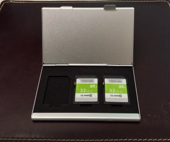 アルミ製SDカードケース アルミ製SDカードケース