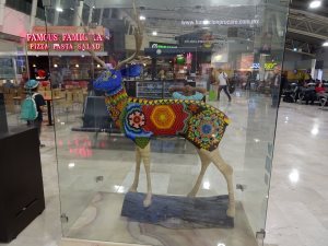 ビーズの鹿の像 ビーズの鹿の像