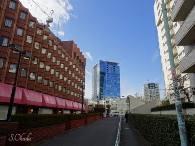 渋谷公園通りからアベマタワーズを望む 渋谷公園通りからアベマタワーズを望む